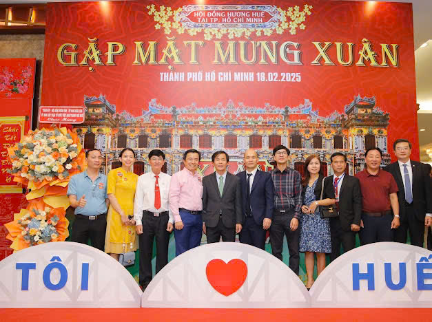 HỌP MẶT HỘI ĐỒNG HƯƠNG HUẾ TẠI TP.HCM